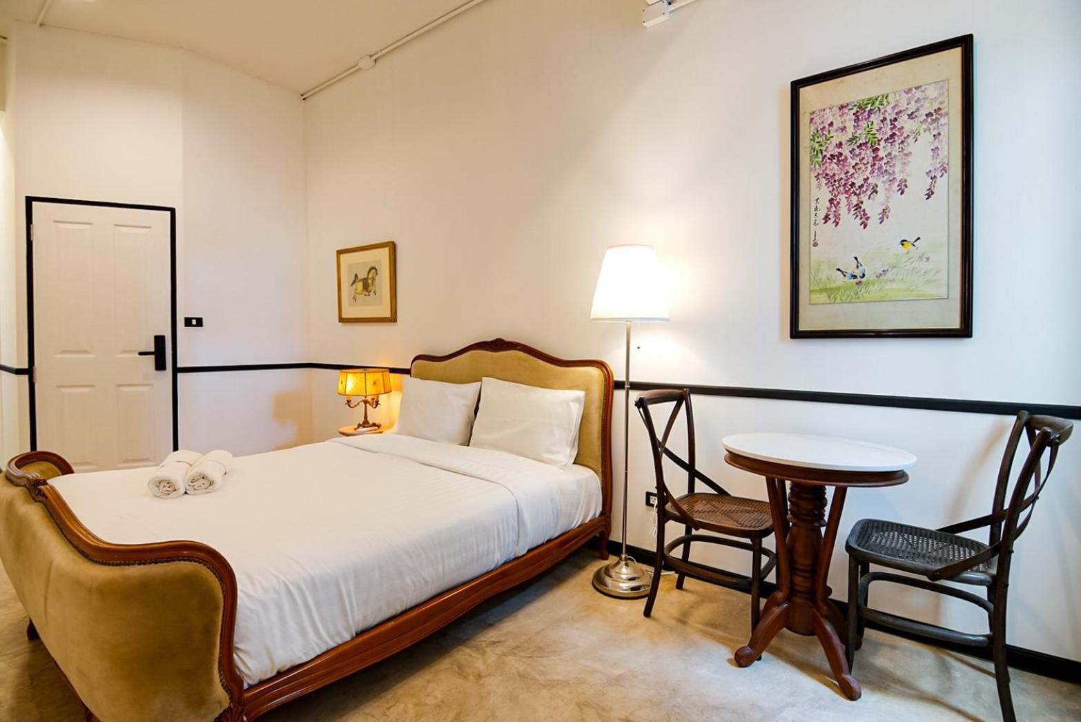 The Character Yaowarat V เดอะ คาแรคเตอร์ เยาวราช 3 Apartment Bangkok Exterior photo