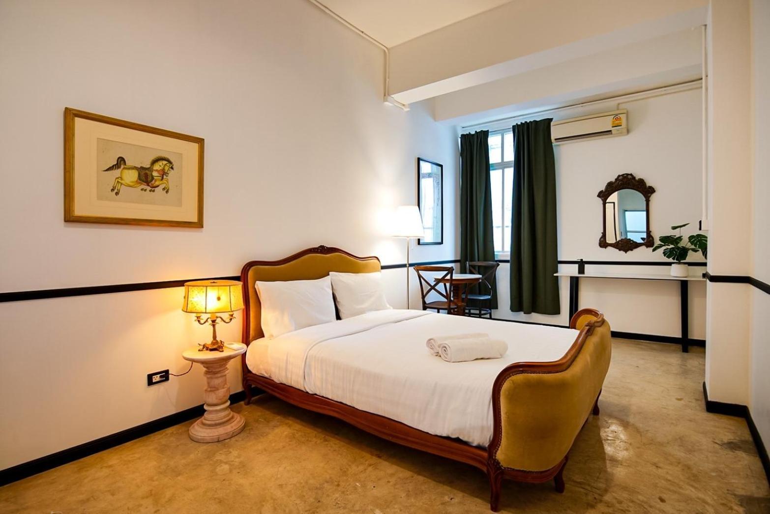 The Character Yaowarat V เดอะ คาแรคเตอร์ เยาวราช 3 Apartment Bangkok Exterior photo
