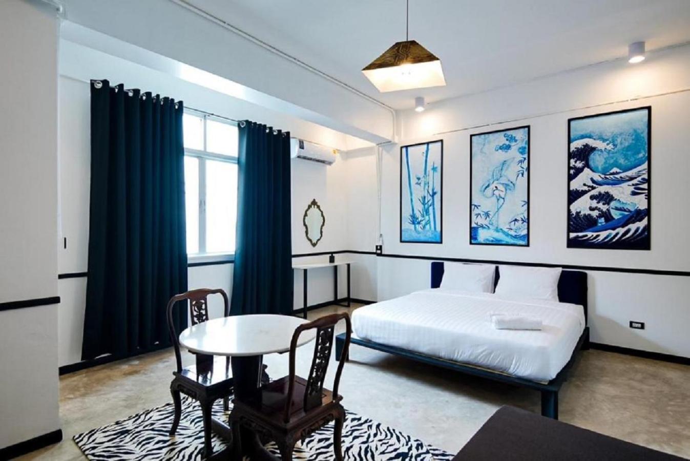 The Character Yaowarat V เดอะ คาแรคเตอร์ เยาวราช 3 Apartment Bangkok Exterior photo